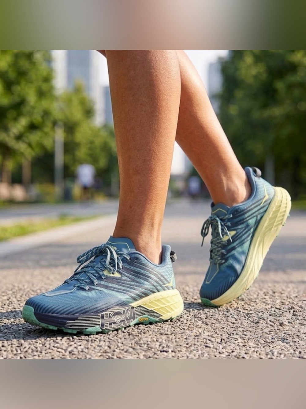 Hoka One One Speedgoat 4 Provincial Blue/Luminary Green Womens Sz 9.5 sporty run
